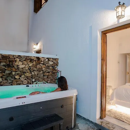 Blue Mountain Guesthouse By Seablue Arachova Exterior photo